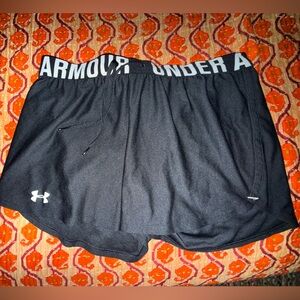 Under Armour Black Women's Logo Elastic Waistband Shorts